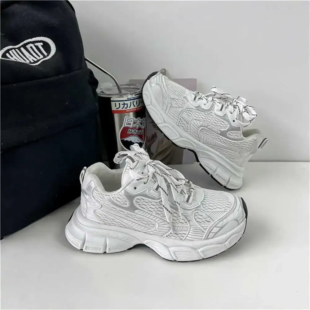 top women's tennis shoes