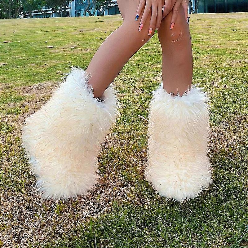 fur boots