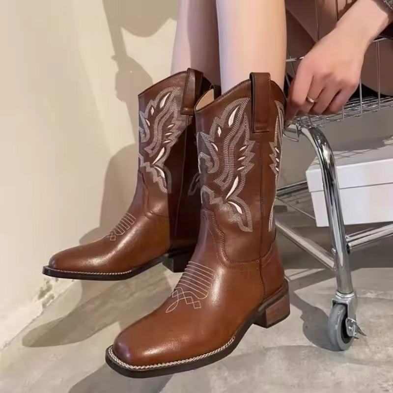 square toe cowboy boots